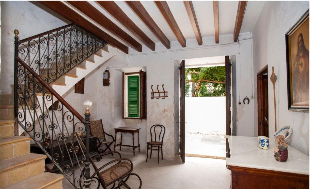 Classic village house renovation project for sale in Muro , Mallorca