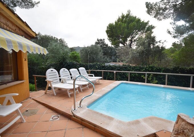 seaside house with holiday license for sale in Port des Canonge