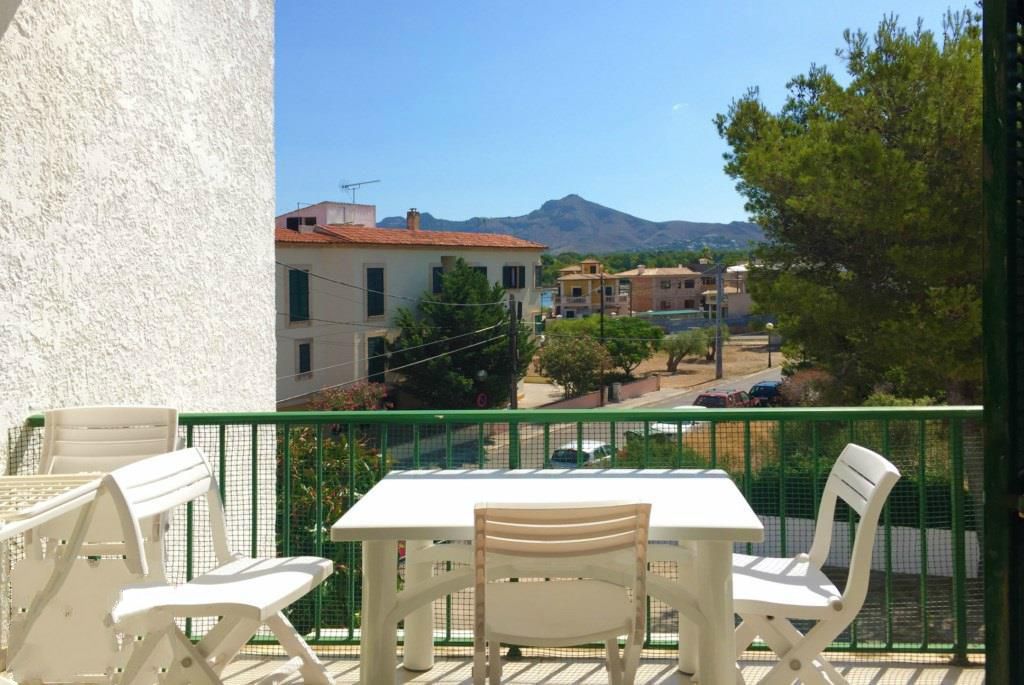Penthouse close to the sea for sale in Barcarés area Alcudia