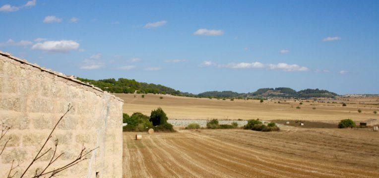 Buildable plot with planning permission for sale in Sant Joan, Mallorca