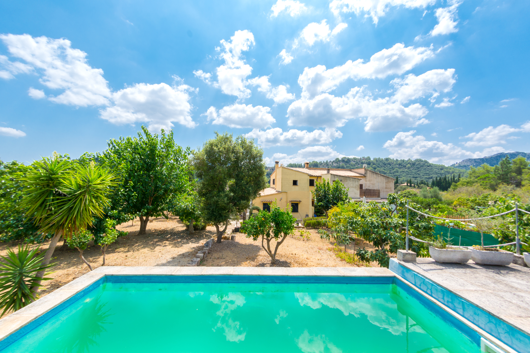 Authentic country home in Pollensa for sale with pool and well kept garden