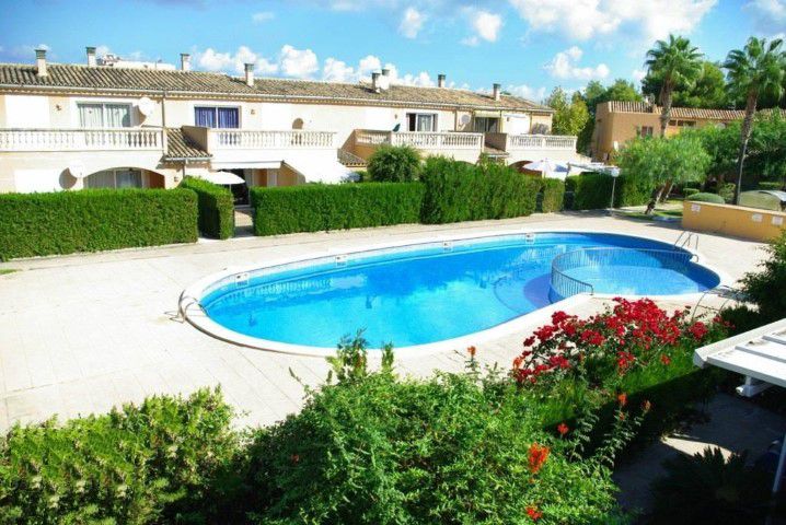 Refurbished apartment on complex with pool near the neach in Puerto de Alcudia