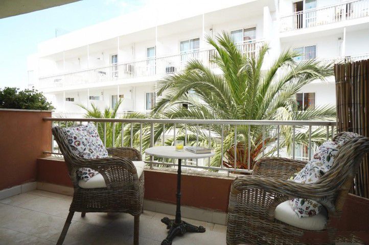 Apartment for sale in the heart of the Port of Alcudia