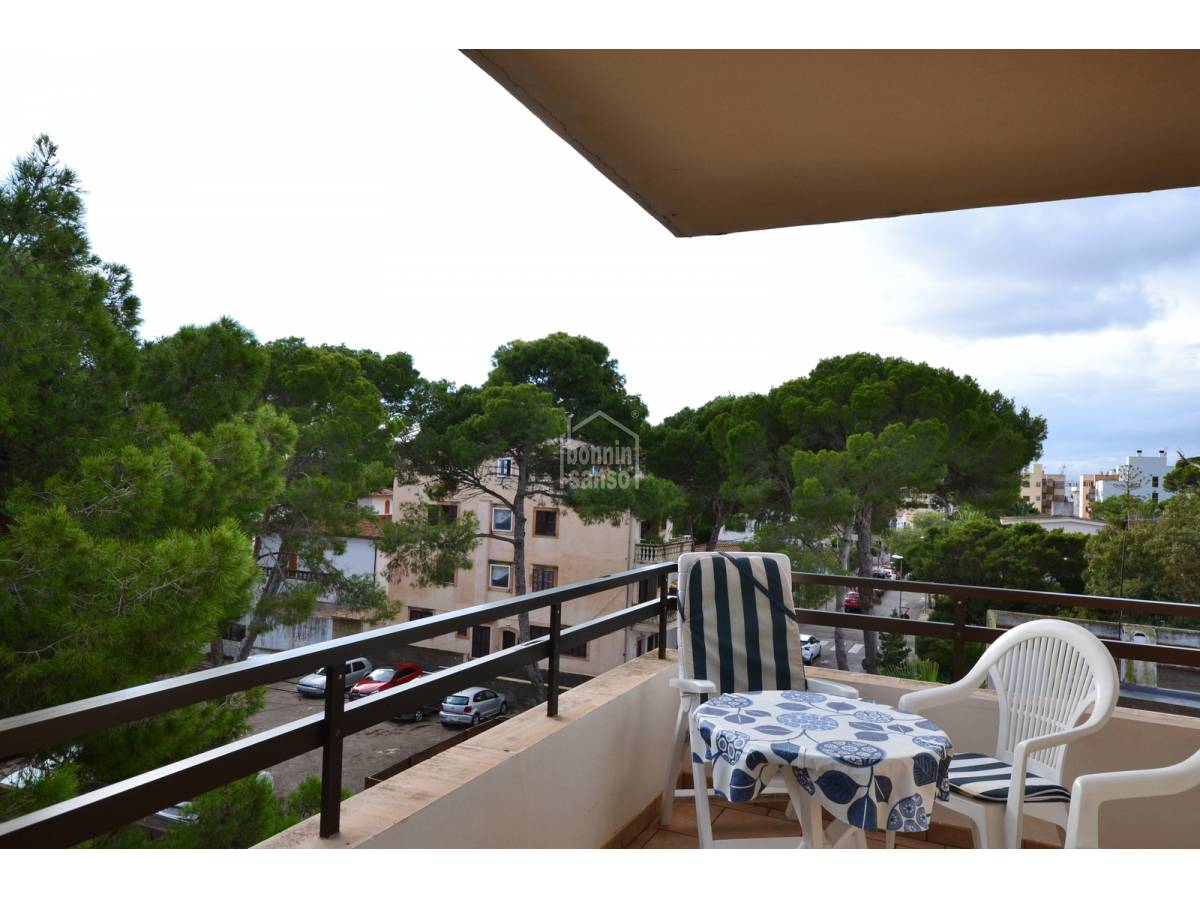 Third floor furnished apartment near the beach for sale in Cala Millor