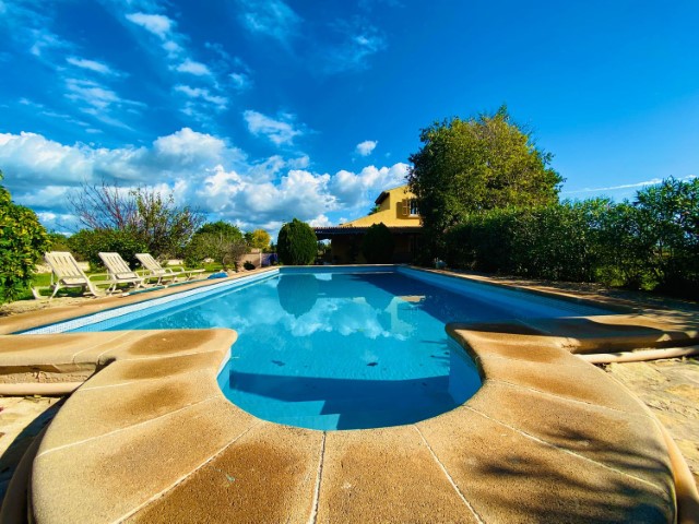 Charming country house with pool for sale in Inca