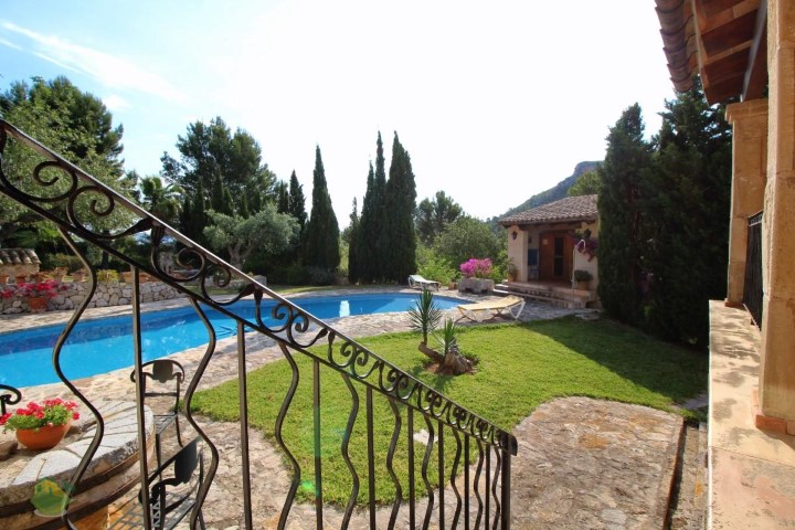 Beautiful finca with swimming pool for sale in Son Fe, Alcudia