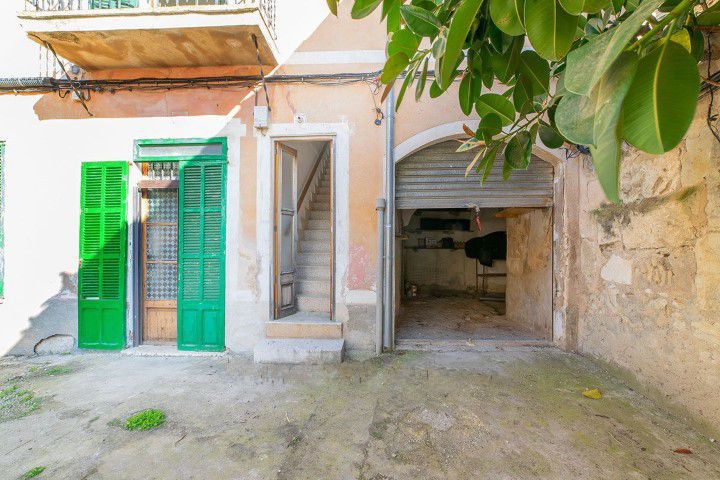 Town House for sale to renovate in Selva, Biniamar