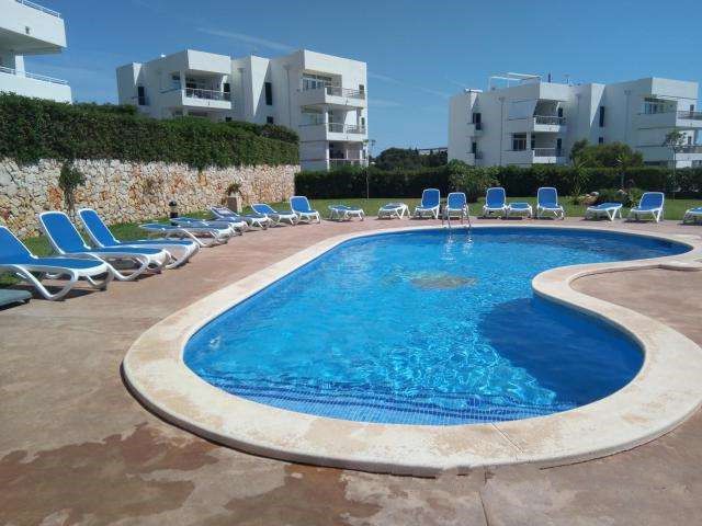 Modern first-floor apartment in a complex with pool for sale in Cala D’or