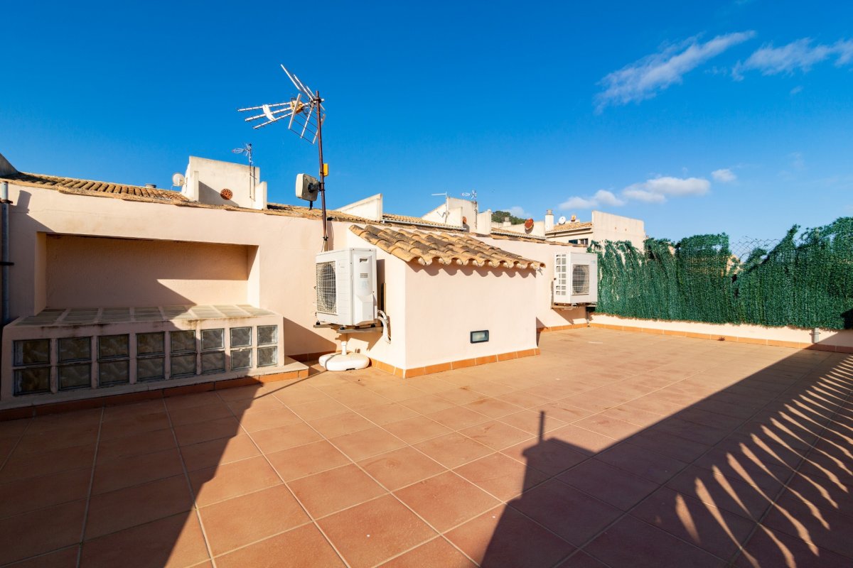 Furnished townhouse with roof terrace for sale in Capdepera